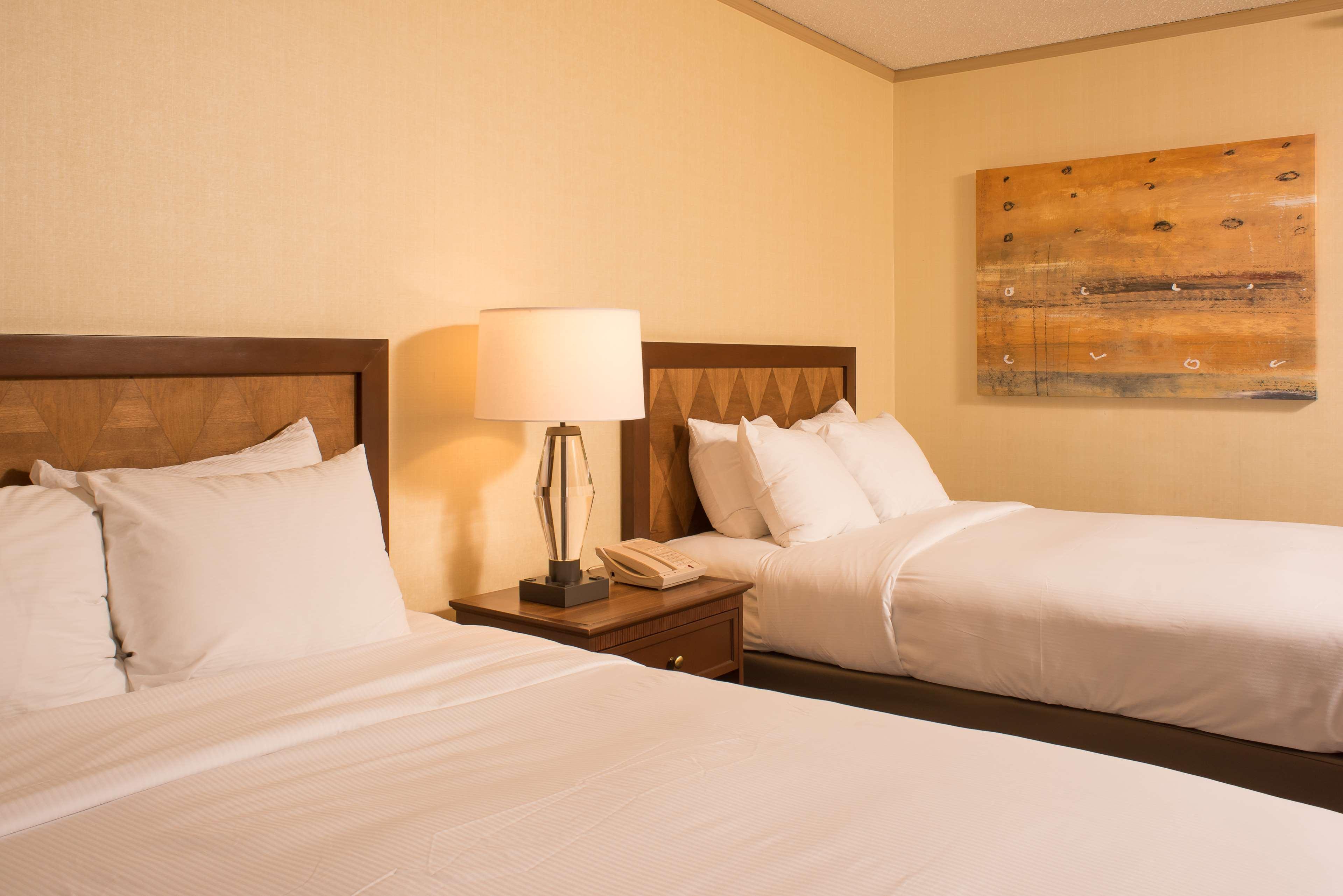 Doubletree By Hilton Tulsa At Warren Place Esterno foto