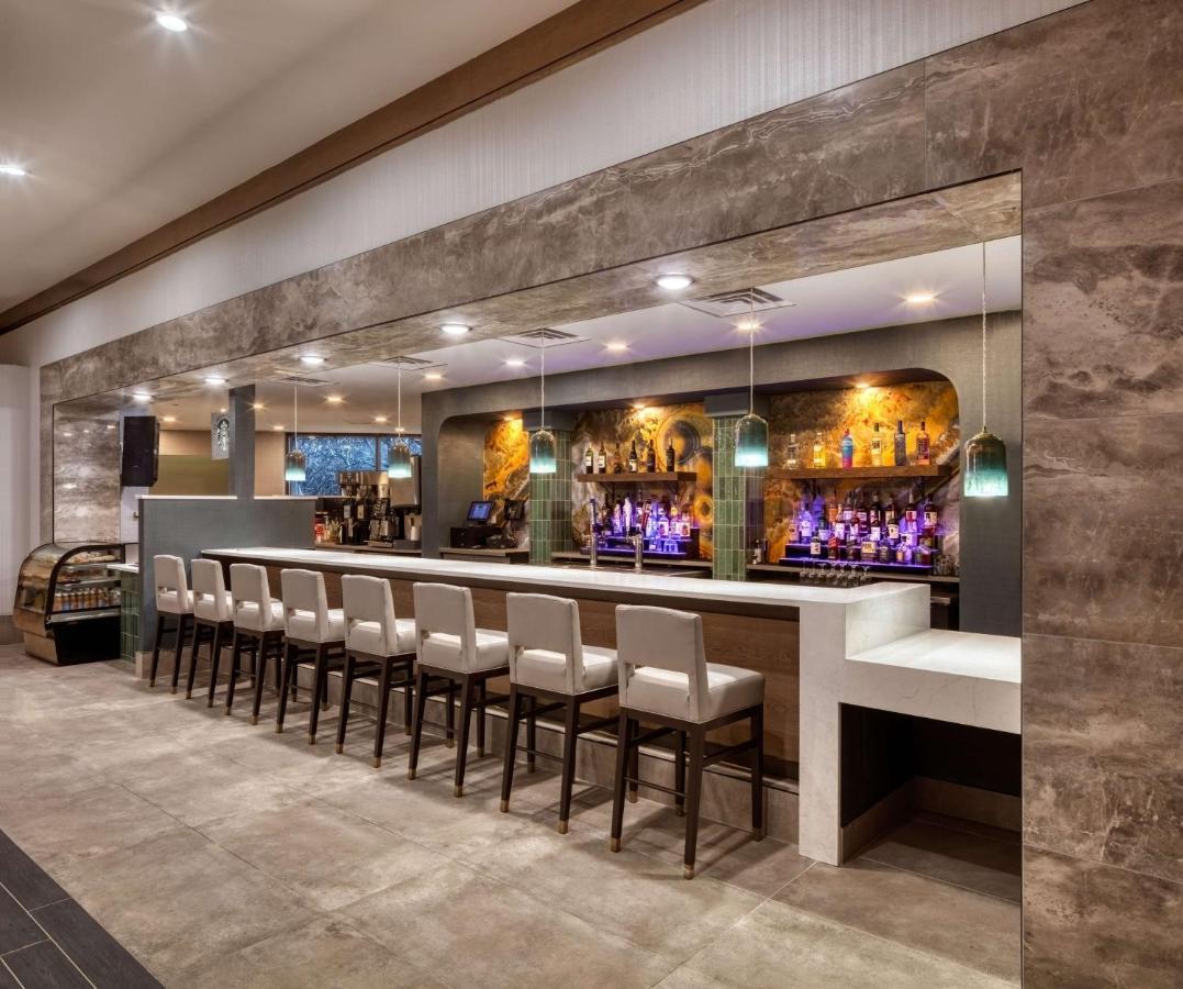Doubletree By Hilton Tulsa At Warren Place Esterno foto