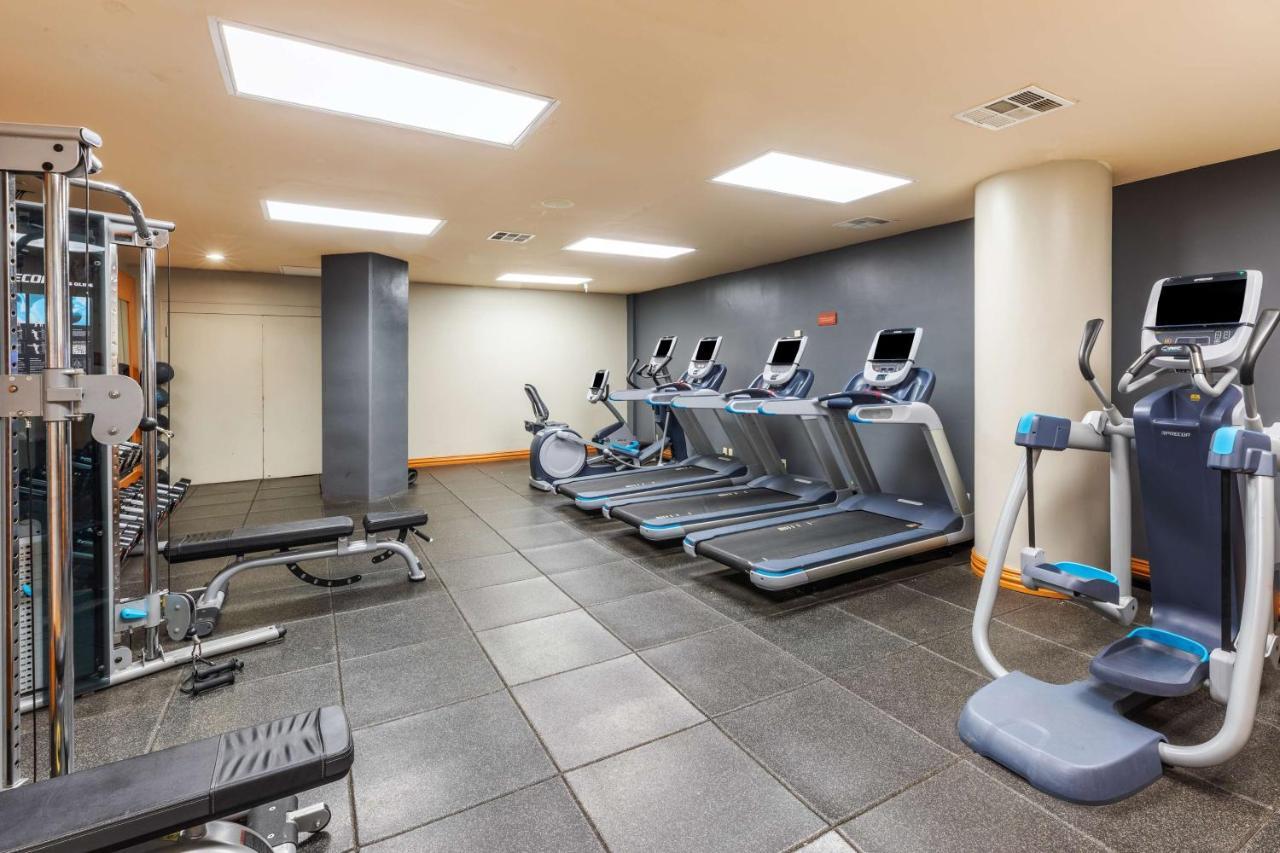Doubletree By Hilton Tulsa At Warren Place Esterno foto