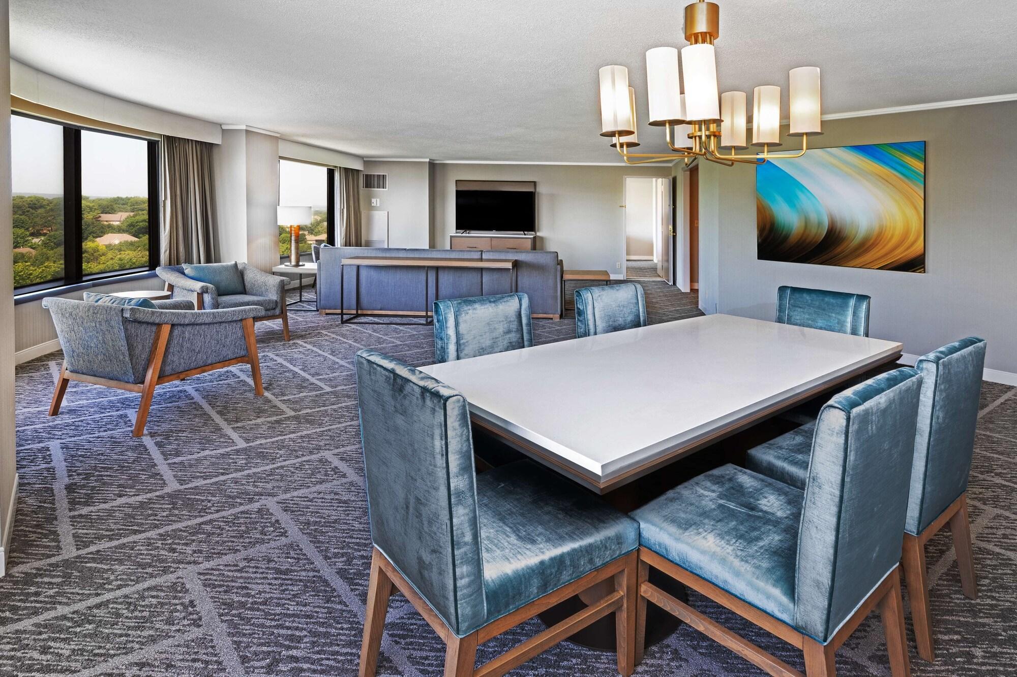 Doubletree By Hilton Tulsa At Warren Place Esterno foto
