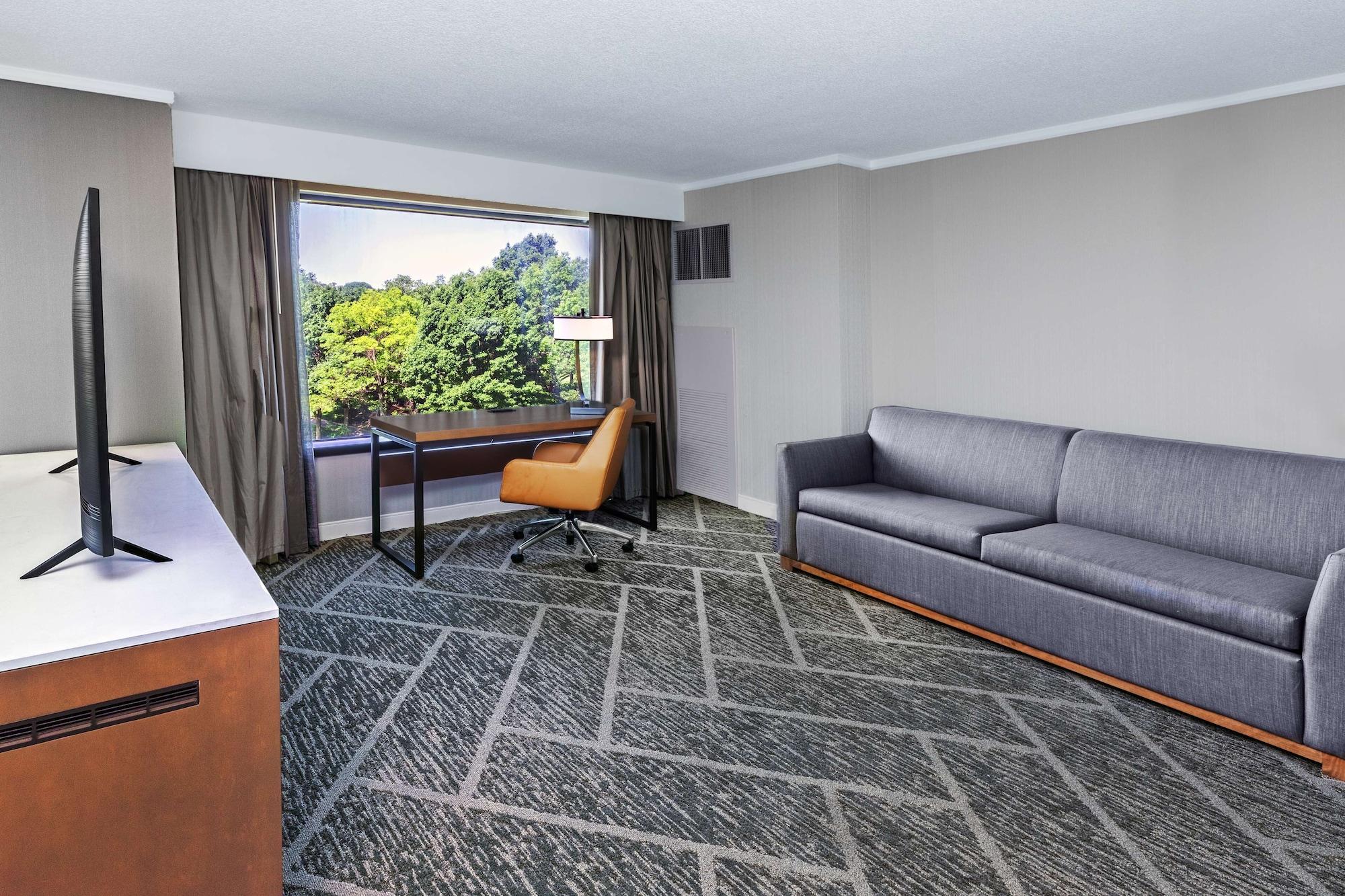 Doubletree By Hilton Tulsa At Warren Place Esterno foto