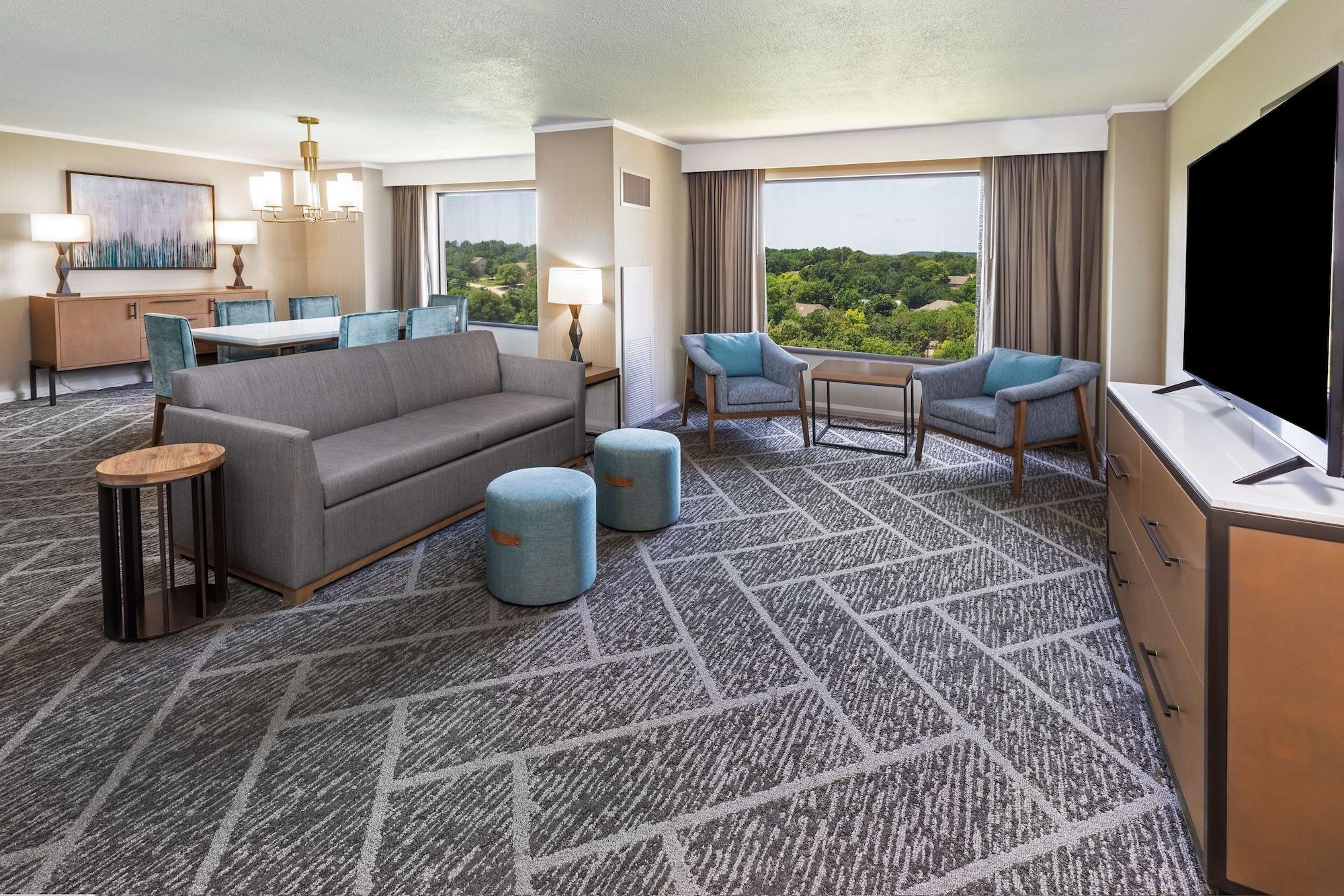 Doubletree By Hilton Tulsa At Warren Place Esterno foto
