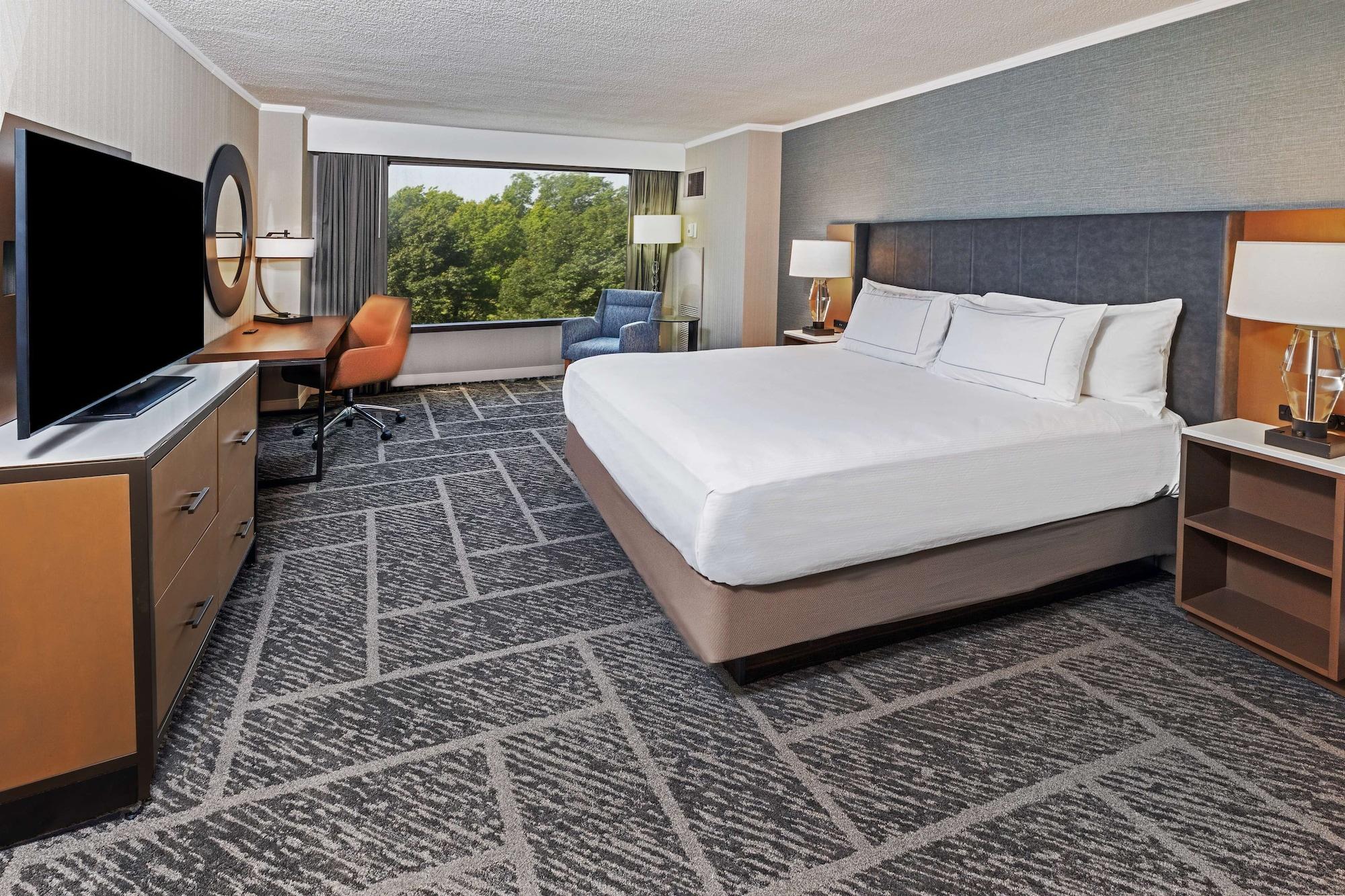 Doubletree By Hilton Tulsa At Warren Place Esterno foto