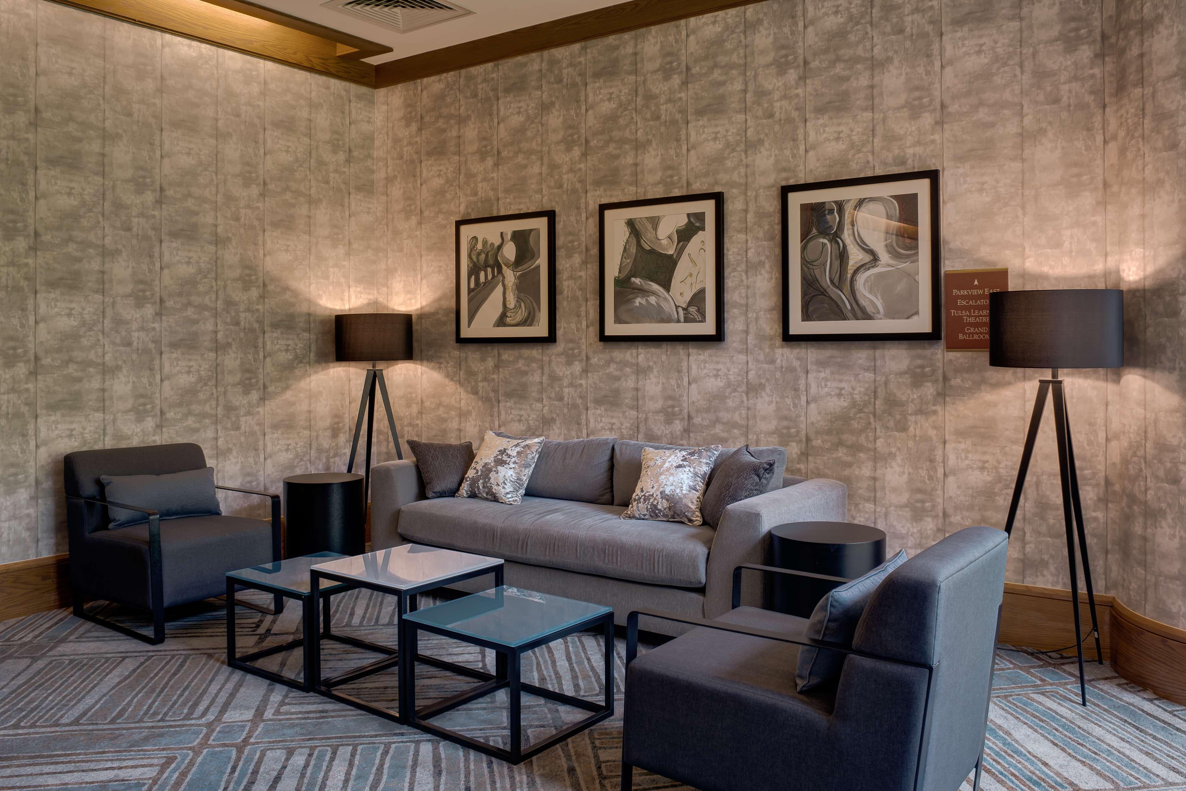 Doubletree By Hilton Tulsa At Warren Place Esterno foto