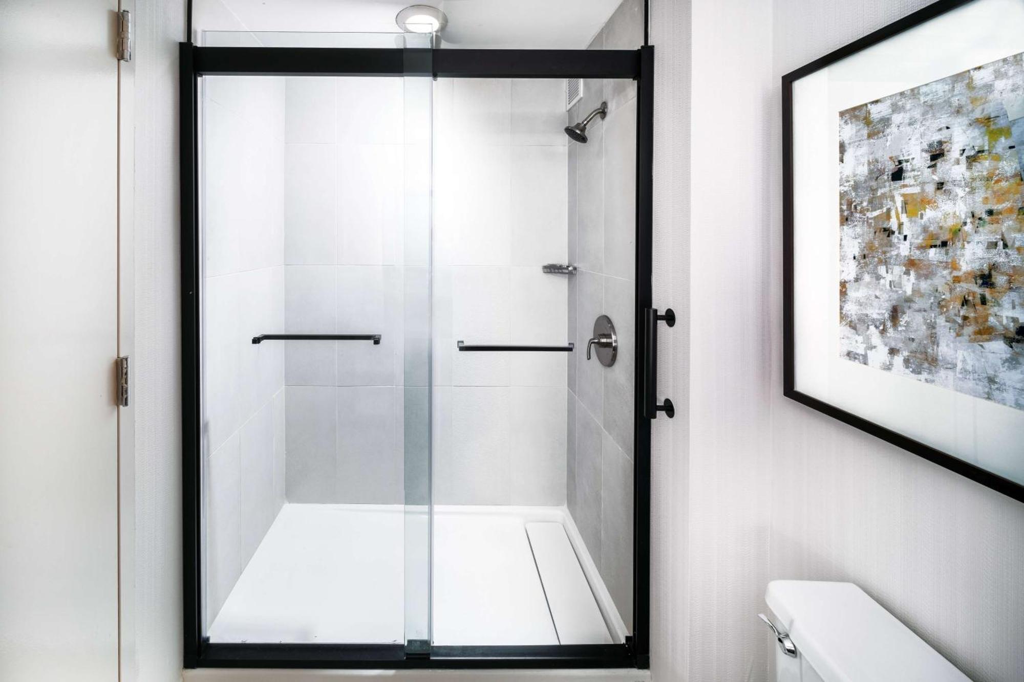 Doubletree By Hilton Tulsa At Warren Place Esterno foto
